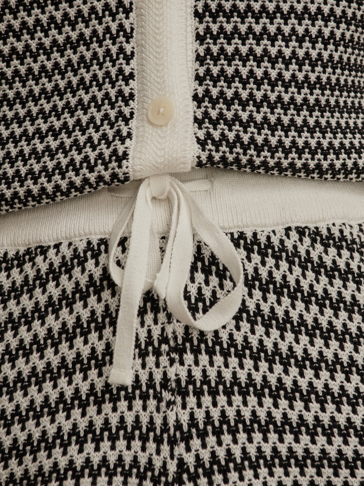 Varley Snow White/ Black Villiers Knit Short