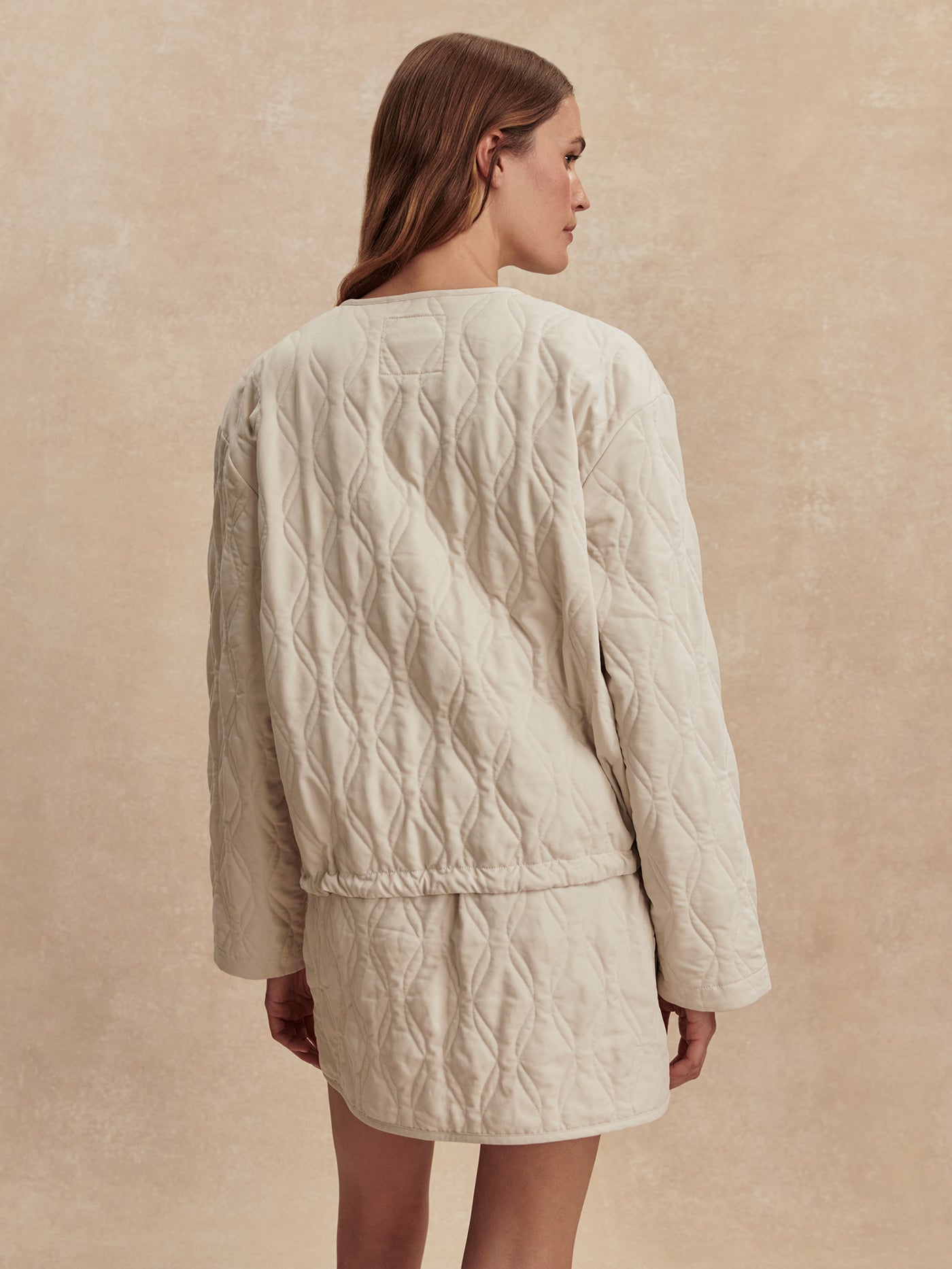 Varley Oat Milk Saba Quilted Jacket