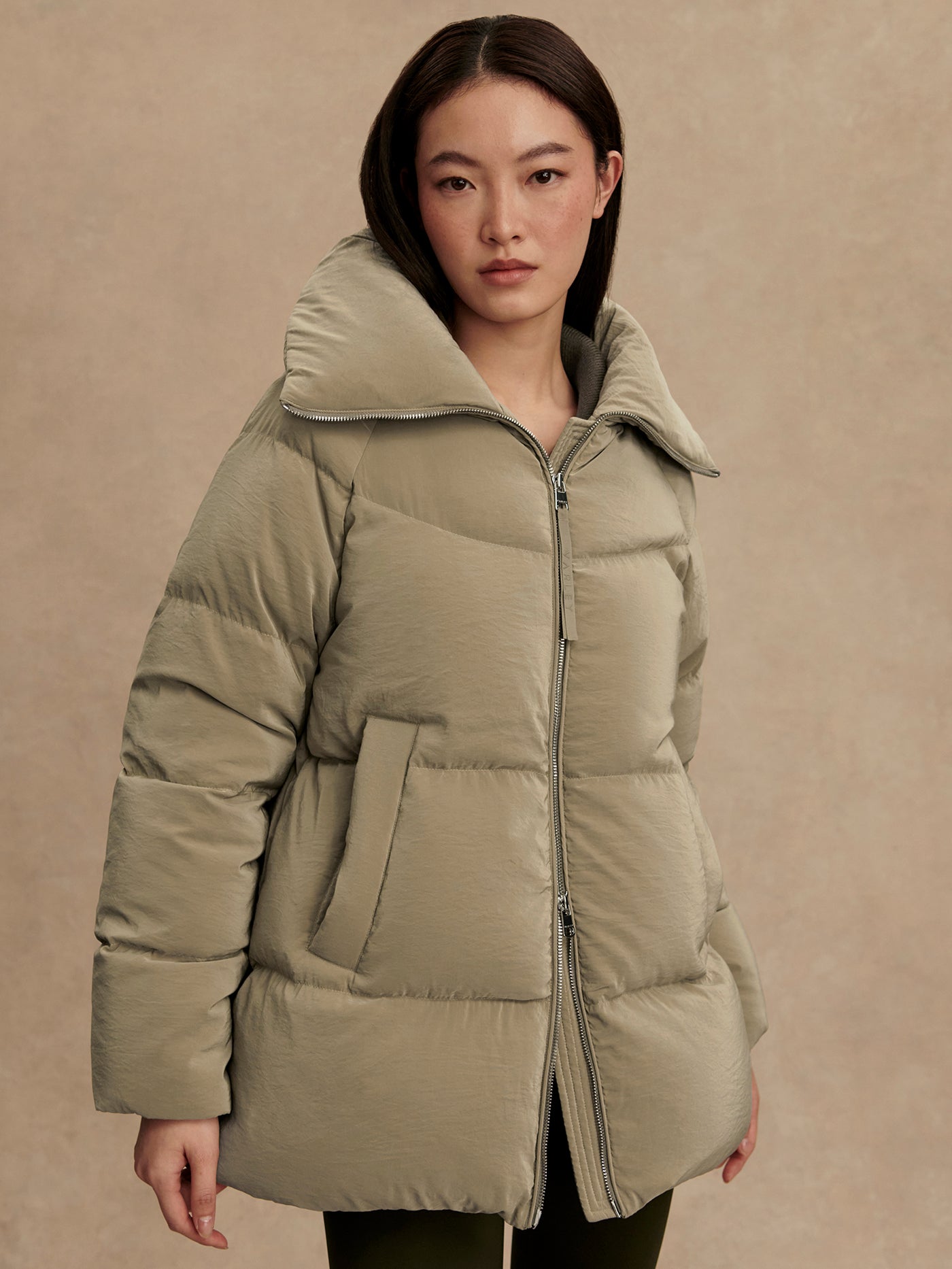 Varley Agate Grey Valencia Down Puffer Coat