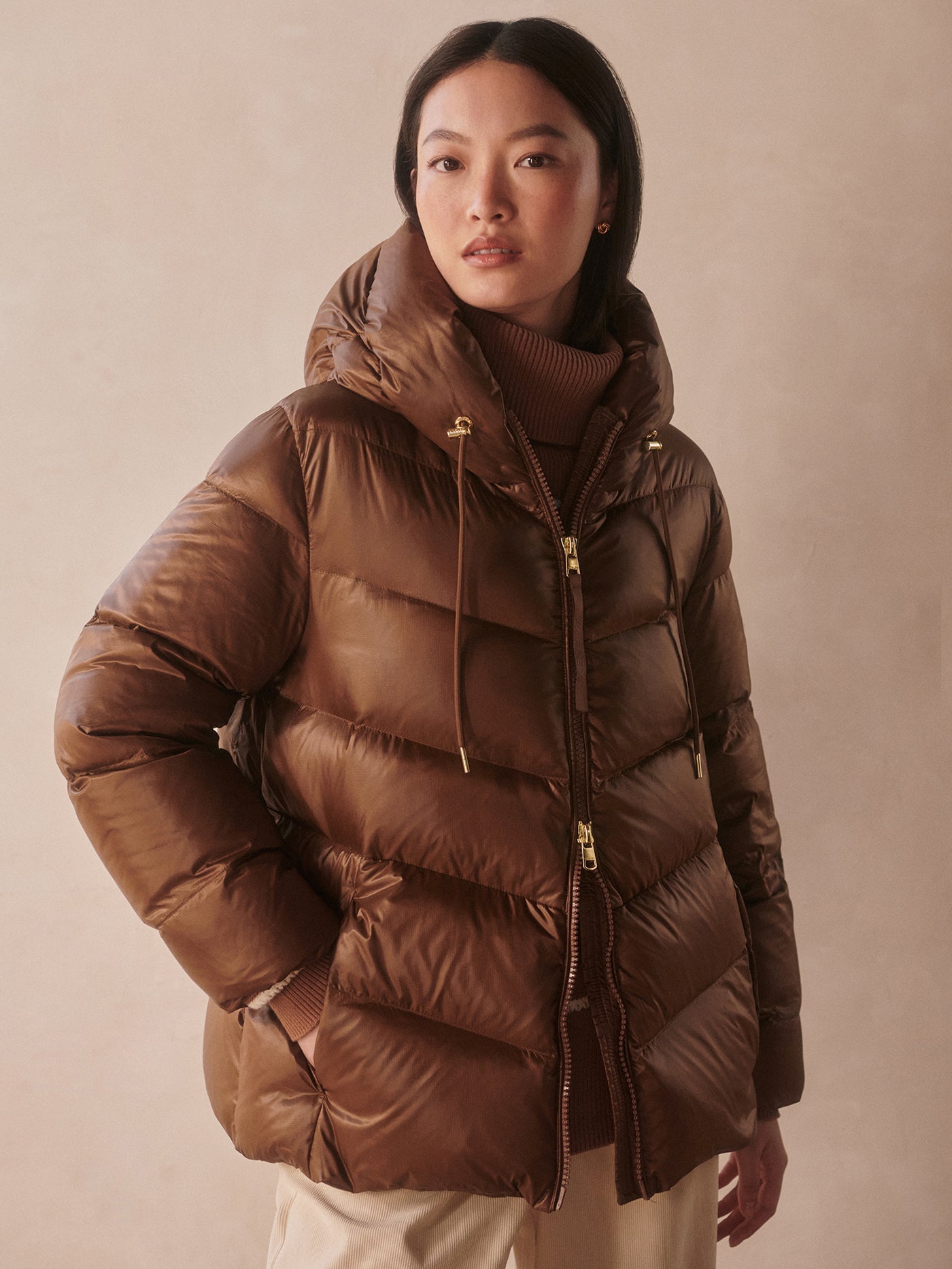 Varley Cocoa Dust Madelina Lightweight Down Jacket