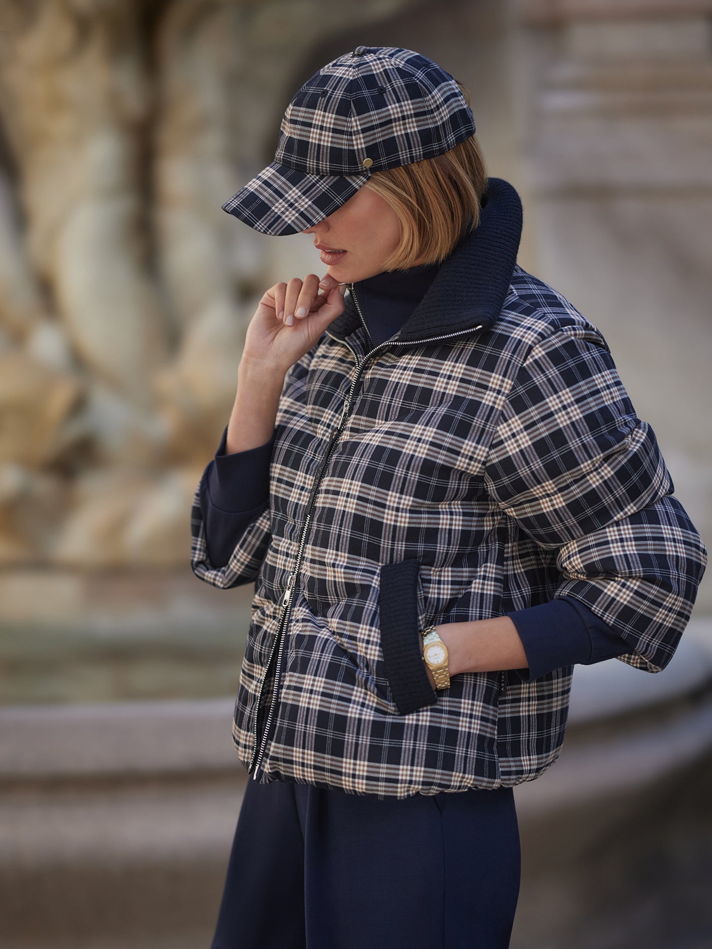 Varley Navy Check Bryony Short Puffer Jacket