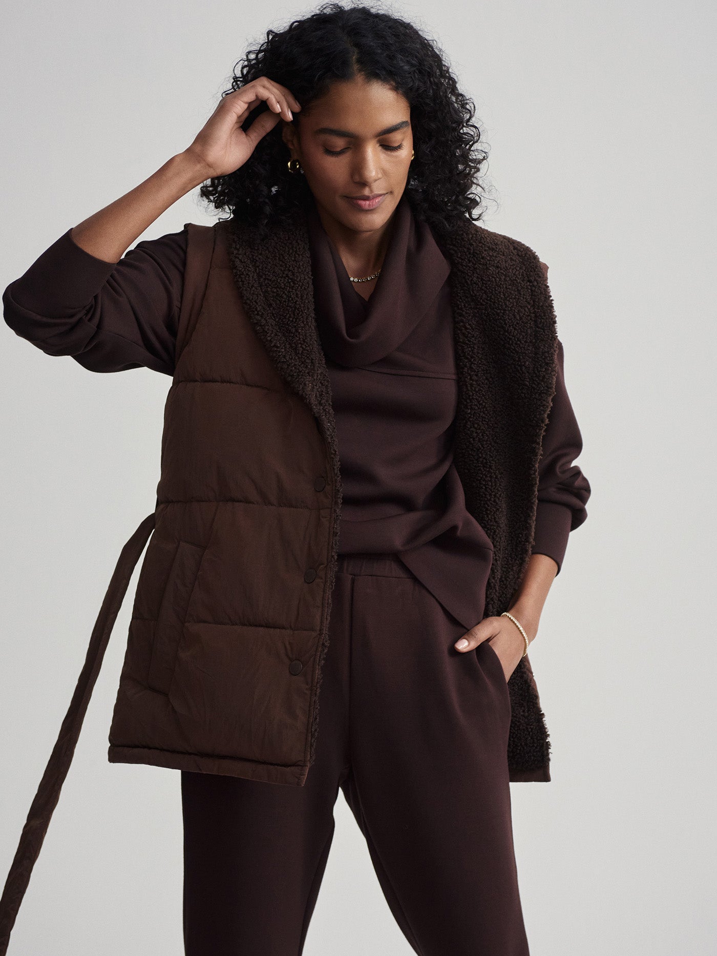 Varley Chestnut/ Coffee Bean Lanville Reversible Gilet