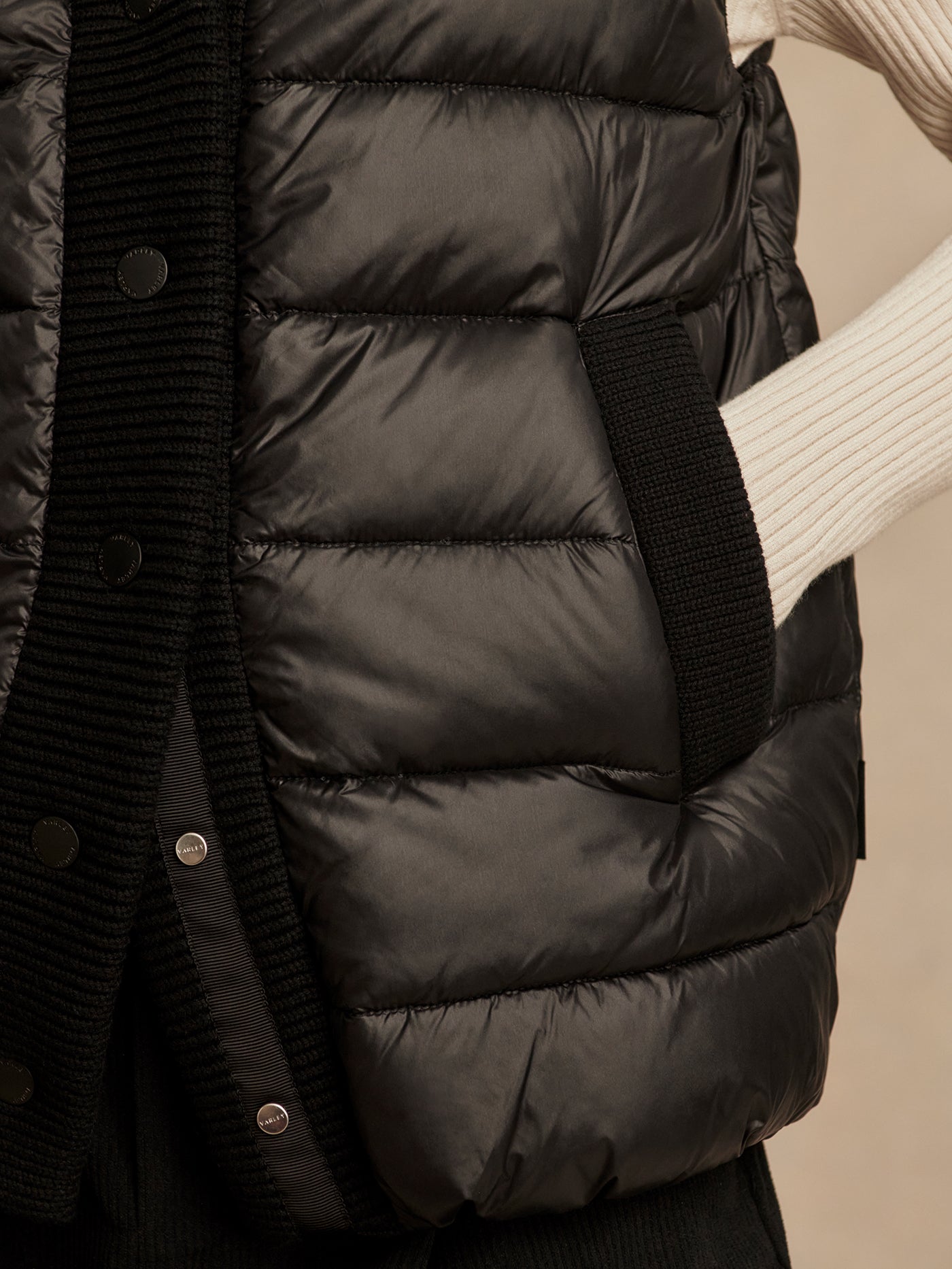 Varley Black Colwyn Combo Boxy Gilet