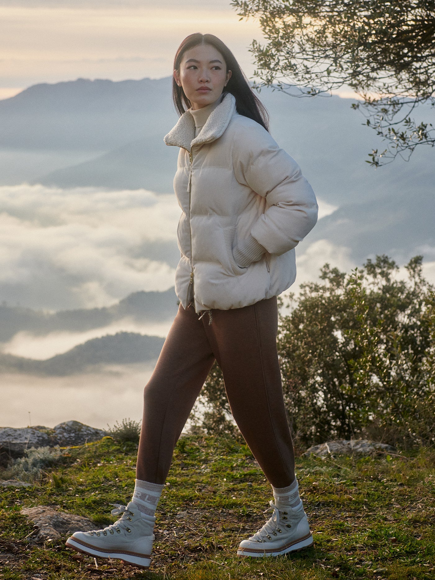 Varley Birch Brackley Cord Puffer Jacket
