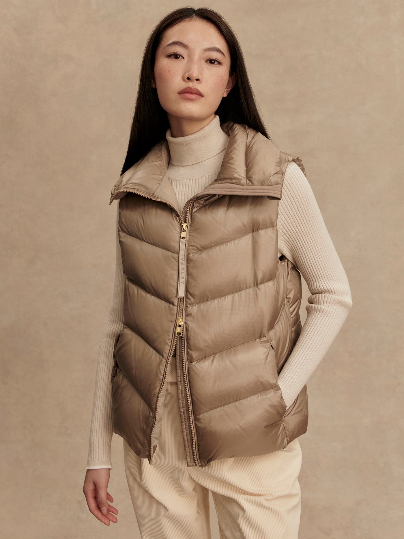 Varley Simply Taupe Bextor Lightweight Down Gilet