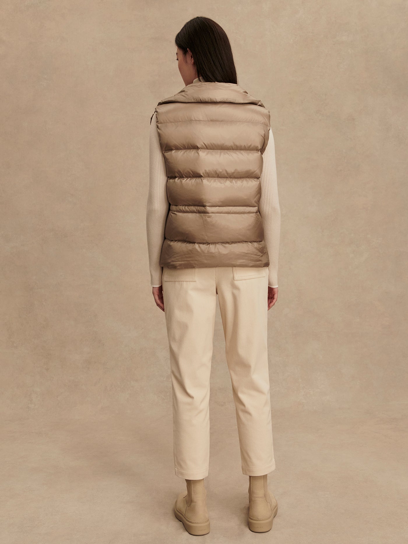 Varley Simply Taupe Bextor Lightweight Down Gilet