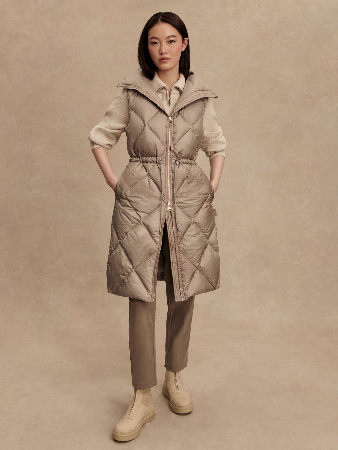 Varley Portabella Metallic Navine Long Down Gilet