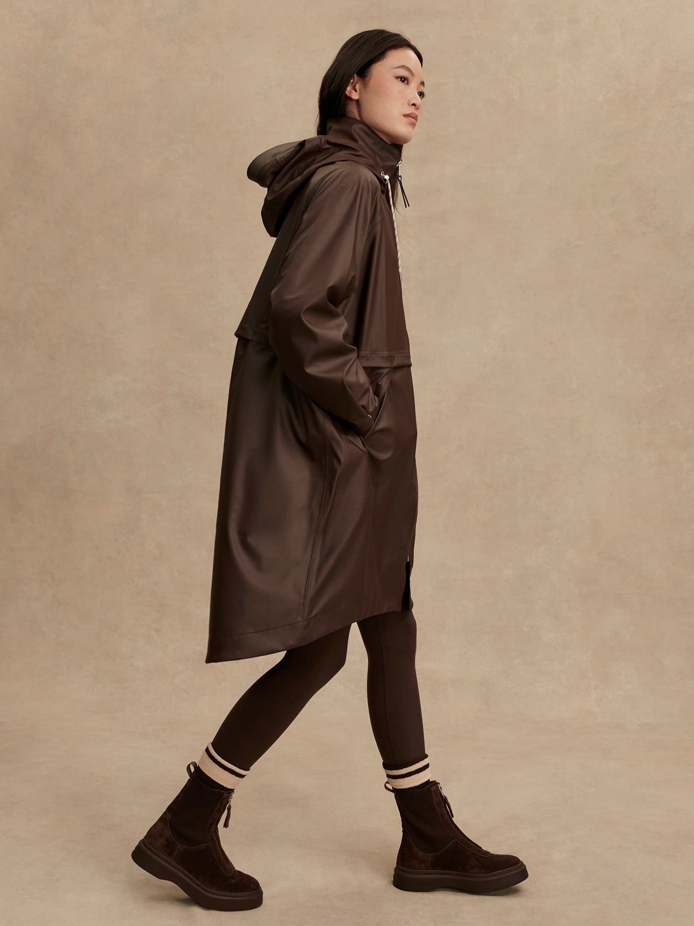 Varley Dark Truffle Kirsten Raincoat
