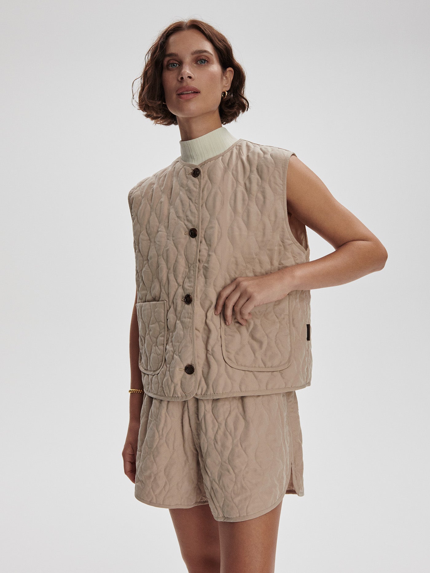 Varley Light Taupe Karla Quilted Gilet