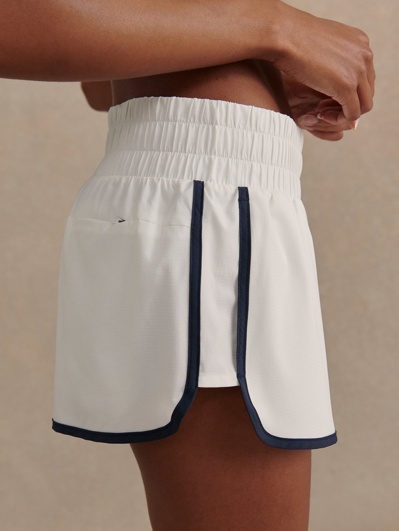 Varley White Arlington Running Short 2" | VARLEY US