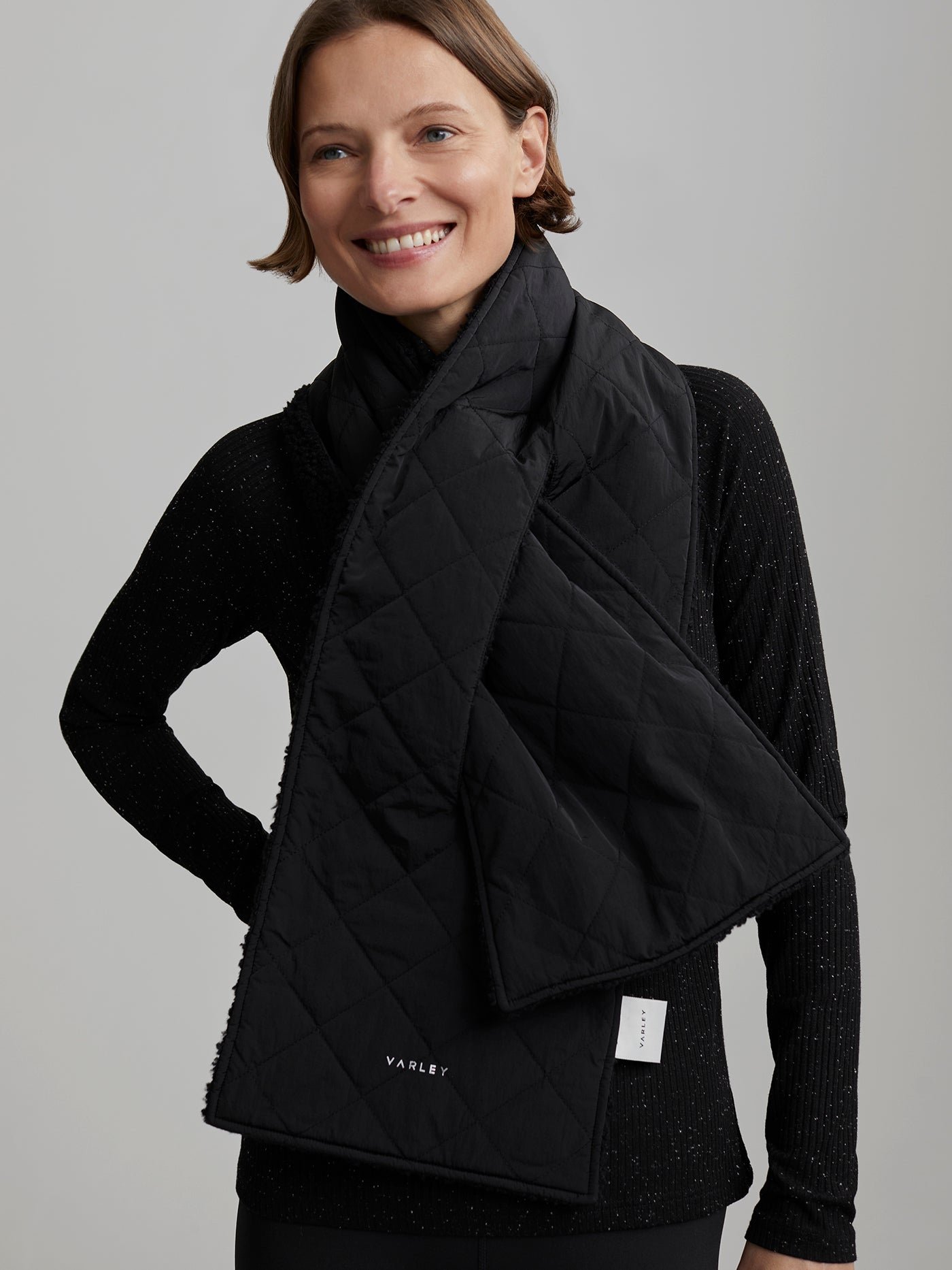 Varley Black Coronet Quilt Sherpa Scarf | VARLEY US