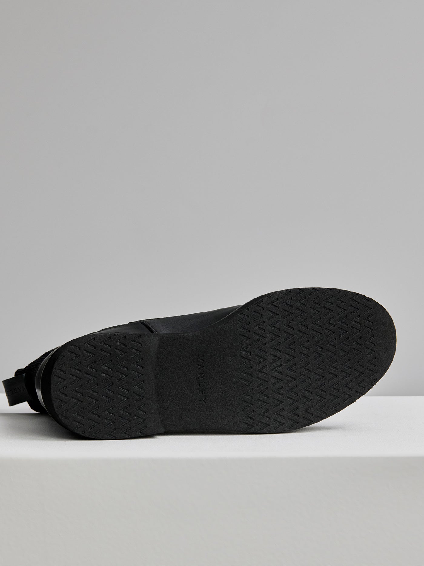 Varley Black Eileen Chelsea Boot