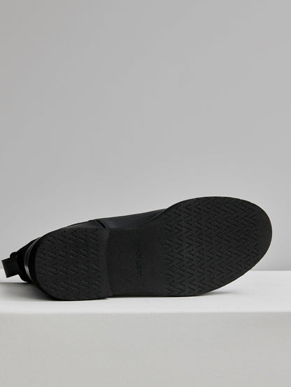 Varley Black Eileen Chelsea Boot