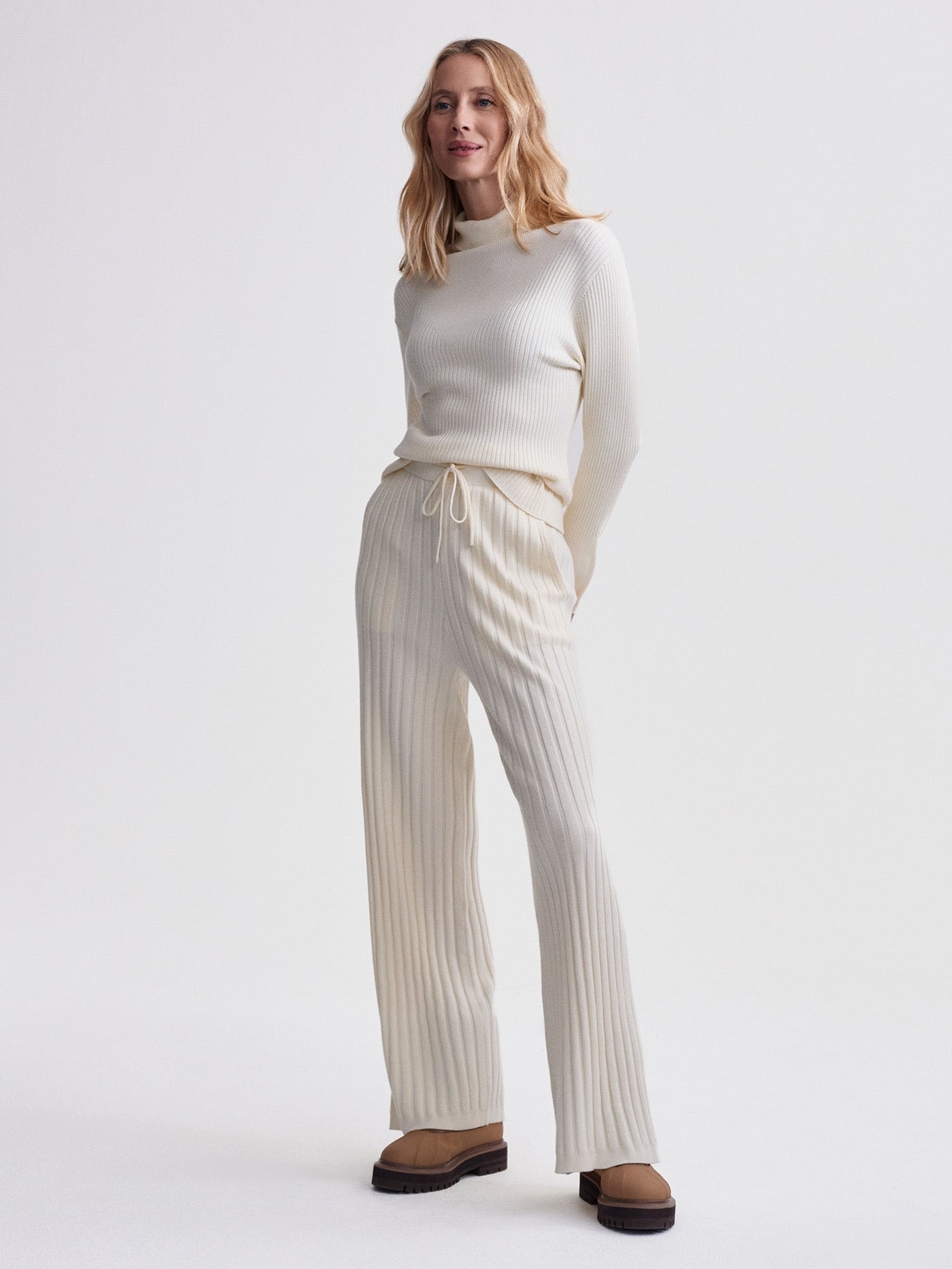 Varley Egret Simeon Wide Rib Knit Trouser