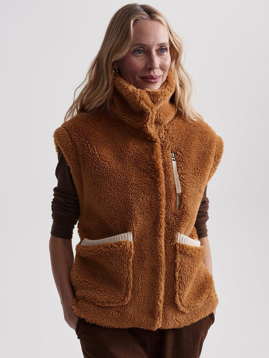 Varley Cafe Spice Balter Relaxed Sherpa Gilet
