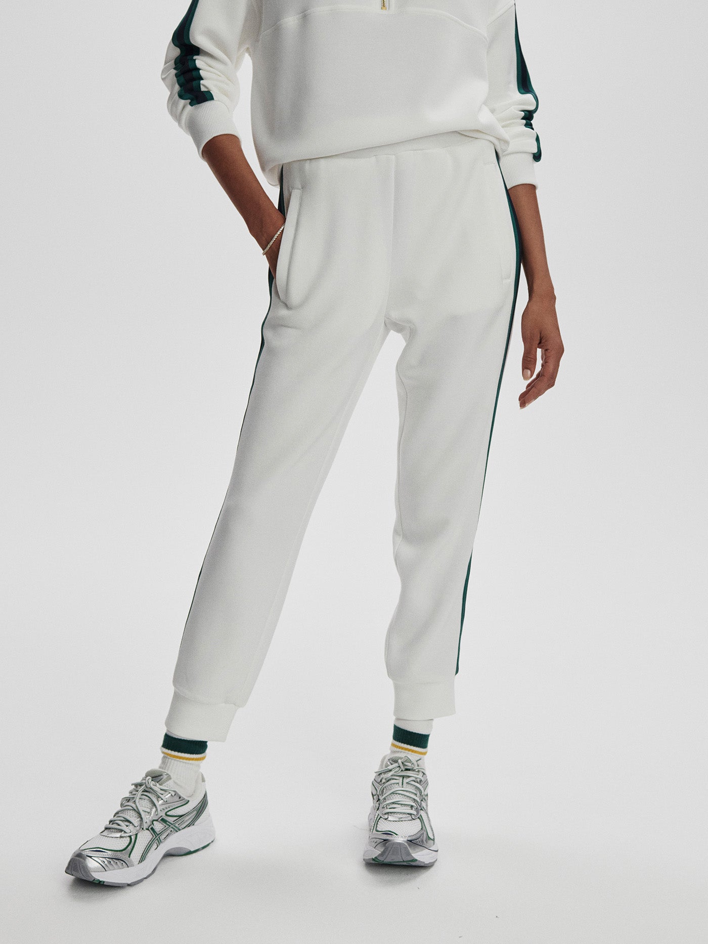 Varley White/ Navy/ Forest The Slim Stripe Cuff Pant 26