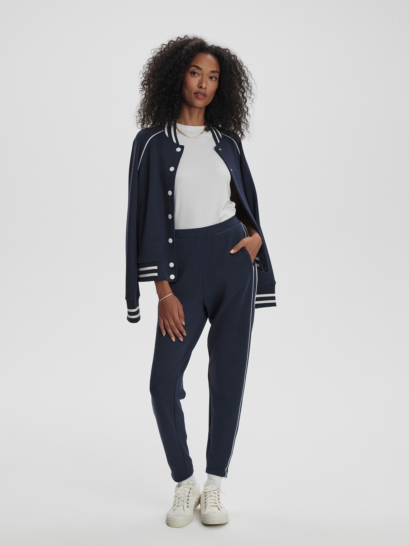 Varley Navy The Slim Piped Pant 27.5