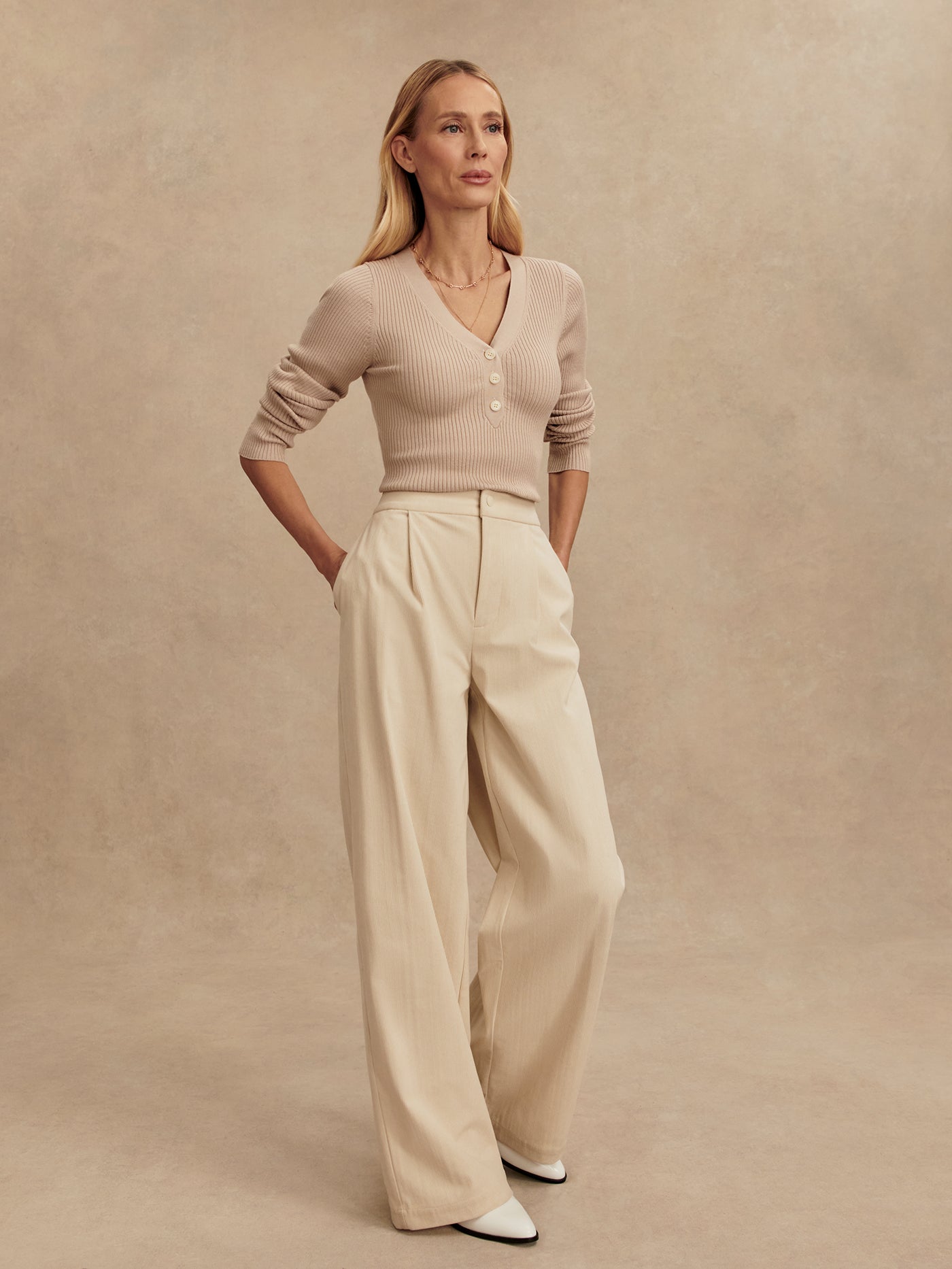 Varley Cement Blanca V-Neck Rib Knit Top